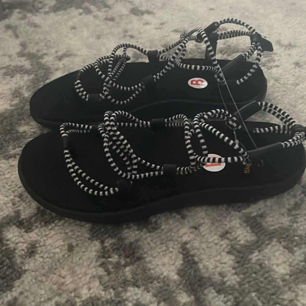rare TEVA VOYA INFINITY Sport Black White Bungee Rope Gladiator Sandal women 6
